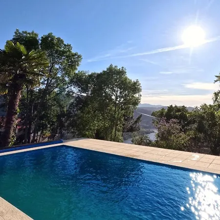 住宿加早餐酒店 Casa De Pinheiral