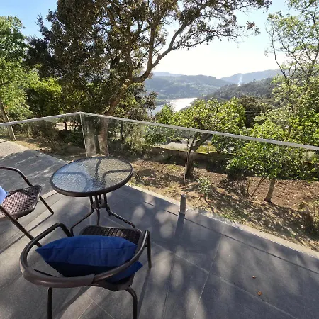 住宿加早餐酒店 Casa De Pinheiral 拜昂