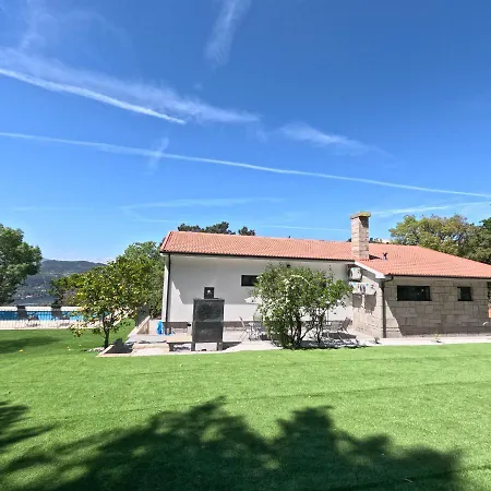 Nocleg ze śniadaniem Casa De Pinheiral Baião